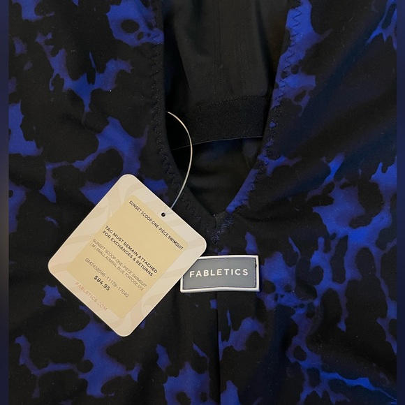 Brand New Fabletics Swimsuit - Picture 3 of 4